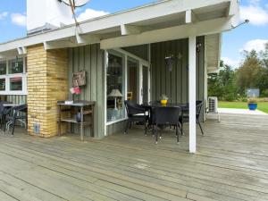 Balkón nebo terasa v ubytování Holiday Home Alvine - 475m from the sea by Interhome