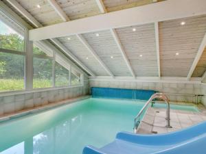 Bazén v ubytování Holiday Home Lovis - all inclusive - 600m from the sea by Interhome nebo v jeho okolí