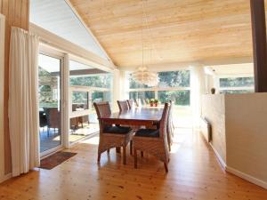 Posezení v ubytování Holiday Home Friederike - 300m from the sea by Interhome