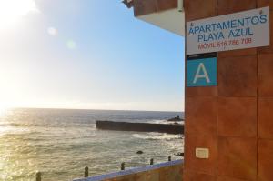 Gallery image of Apartamentos Playa Azul in Vallehermoso