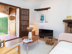 Posezení v ubytování Holiday Home Llevanti de Mar by Interhome