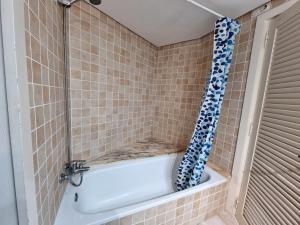 Kúpeľňa v ubytovaní Apartamentos Eurhostal 3000