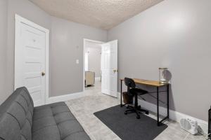 新贝德福德Sleeps 5 near ferry, train to Boston and downtown 3br apartment的相册照片