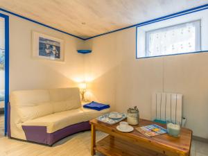Posedenie v ubytovaní Holiday Home La Glycine by Interhome