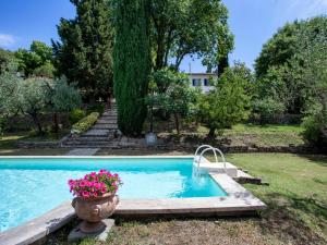 The swimming pool at or close to Chalet Amphora by Interhome