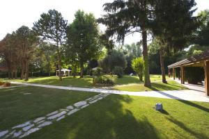 Zahrada ubytování Viktoria Palace Hotel