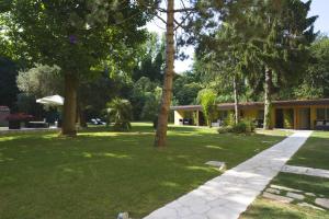 Zahrada ubytování Viktoria Palace Hotel