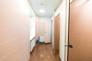 Vonios kambarys apgyvendinimo įstaigoje Summer hostel Kaija