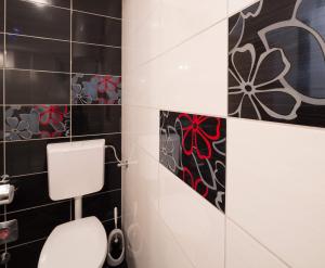 Koupelna v ubytování Apartments Sucic