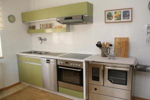 Kjøkken eller kjøkkenkrok på Haus Sonnental Velden am Wörthersee