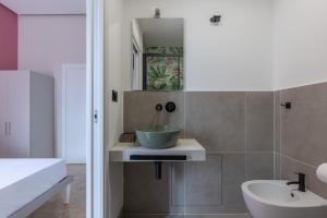 A bathroom at Il Sovrano Még 27 kép