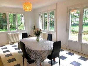 Fotografia z galérie ubytovania Villa Marie-Lou entièrement rénovée v destinácii Neuville-sous-Montreuil