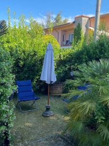 A garden outside La Casina di Forte