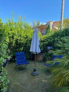 A garden outside La Casina di Forte