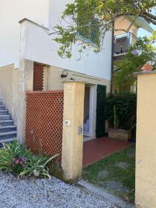 The building in which the holiday home is located