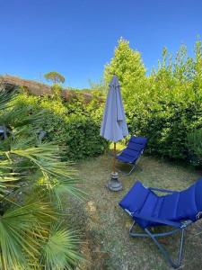 A garden outside La Casina di Forte