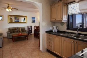Kuchnia lub aneks kuchenny w obiekcie Casa Hawkeshead - LH108 By Villas Now Ltd