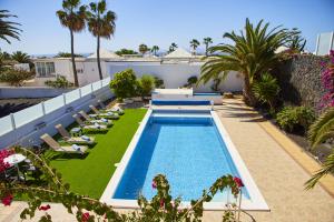 Basen w obiekcie Casa Hawkeshead - LH108 By Villas Now Ltd lub w pobliżu