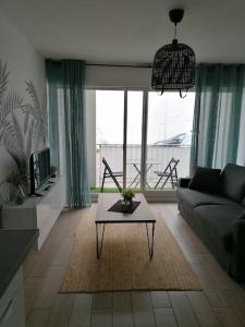 Część wypoczynkowa w obiekcie Studio Quiberon au Calme à 200 m de L embarcadère