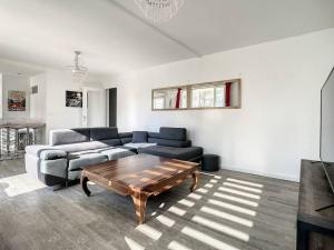 Ảnh trong thư viện ảnh của Shining Sun Flat Lyon Caluire et parkings ở Caluire-et-Cuire