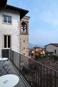 Balkón nebo terasa v ubytování "Camera Con Vista" Bergamo Alta