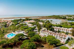 an aerial view of a resort and the ocean at Apartment Victoria - Quinta do Lago in Quinta do Lago