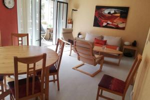 Fotografia z galérie ubytovania Sunny apartment in the heart of Hyères v destinácii Hyères