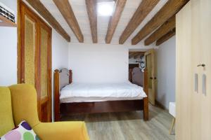 Łóżko lub łóżka w pokoju w obiekcie Cathedral Two Bedrooms Apartment