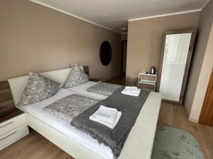 Postel nebo postele na pokoji v ubytování Hotel Gonzlay