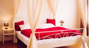 Gallery image of Hotel Carinthia Velden in Velden am Wörthersee +15 photos