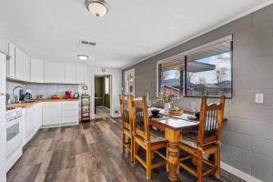 Dining area in the holiday home