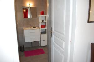 Fotografia z galérie ubytovania Gîte Le Logis Vallat haut v destinácii Fuveau + 16 fotografií