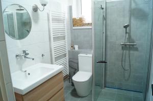 Koupelna v ubytování Apartmány Mary