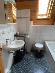 Koupelna v ubytování Gästehaus Brigitte Duri