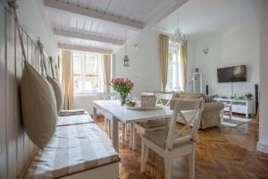 TV a/nebo společenská místnost v ubytování ✯Genius apartment✯FullyEquipped✯Parking
