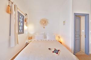 Postel nebo postele na pokoji v ubytování Riad Amya & Spa