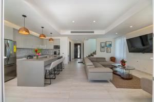 Eldhús eða eldhúskrókur á Ocean One Roatan
