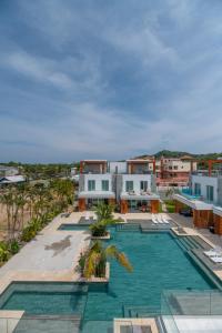 Sundlaugin á Ocean One Roatan eða í nágrenninu
