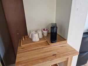 Príslušenstvo na prípravu kávy alebo čaju v ubytovaní Le Fontenelle Appartement hyper centre par beds76