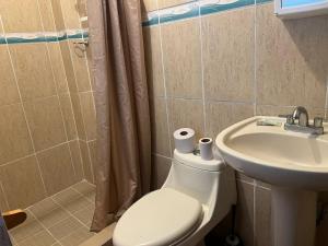 Bilik mandi di HOTEL Ecológico BLUEROCK