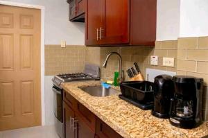 A kitchen or kitchenette at Carter's Nest