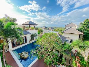 Kolam renang di atau dekat dengan Alea Villa by Premier Hospitality Asia