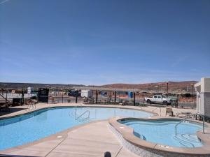 Bazén v ubytování Town Center 2387 Red Canyon Family Home nebo v jeho okolí