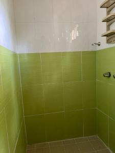 Bilik mandi di HOTEL Ecológico BLUEROCK