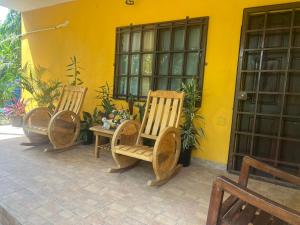 Taman di luar HOTEL Ecológico BLUEROCK