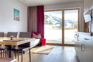 Kuchyň nebo kuchyňský kout v ubytování Laurins Lodge