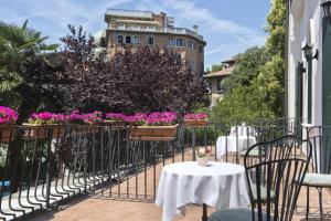 Ogród w obiekcie Hotel Villa Edera