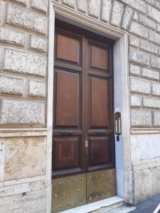 The facade or entrance of Colosseo Prestige Rooms