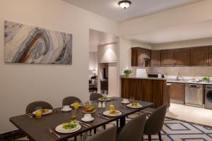 A cozinha ou kitchenette de Somerset Al Mansoura Doha