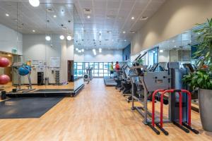 The fitness centre and/or fitness facilities at Veer Apartments - 82nd Floor Princess Tower - Palm View